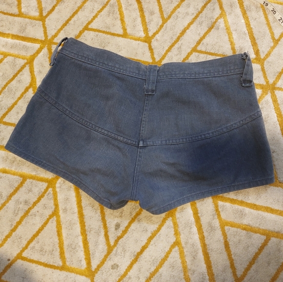 Vintage 70s womens shorts - Picture 2 of 8